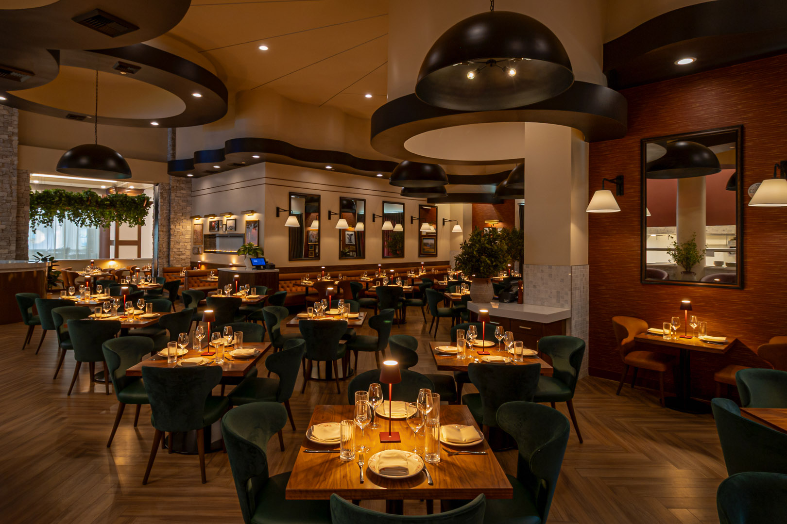 ai-pazzi-dining-room